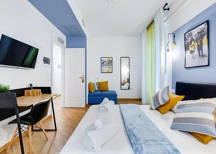 Vivilo Collection - Marche 54 - Close To Via Veneto Area - Lt 3*